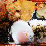 まん福スペシャルスタミナ弁当 エネルギー；1200㌔㌍　　タンパク質；46.3㌘　　塩分；2.5㌘