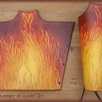 Canon en cuir "Flammes".