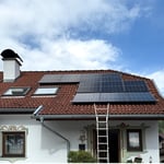 PV-Anlage auf über 30 Grad steilem Ziegeldach, Rietz