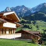 Balkon mit direktem Zugang zum Rasen