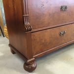 Sekretär überarbeitet Tischlerei Gränz Innenausbau (Foto: Gränz Innenausbau)