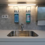 Praxiszeile Behandlungsraum Chirurgische Orthopädische Praxis (Jena), Architekt: GiSi ARCHITECTS, Foto: Gränz Innenausbau