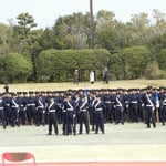 任官する卒業生の観閲式に参加。