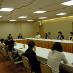 夜は「ヒーリング・スポット・セミナー」も開設。正しい知識でヒーリング・スポットに望みます。