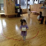 どこに投げようかな～