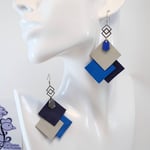 VENDUES ! B.O. FORMIDABLE modèle ÉMILIE Cuirs gris clair/bleu cobalt/bleu nuit, breloque inox carrés entrelacés et diamant bleu cobalt ou gris