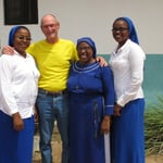 PETER MIT ORESOA, SCHCOLASTICA UND AGATHA