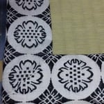 紋の柄を合わせます。