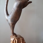 Katze- Holzskulptur von Christian Mücke