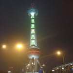 L'Oriental Pearl Tower by night