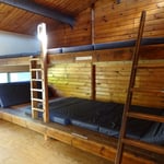 A l'intérieur, le dortoir