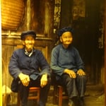 Les habitants du village des chinoises aux petits pieds...