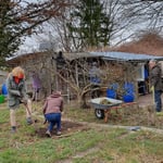 Umweltbildung: Arbeiten im Umweltgarten 