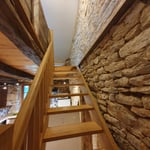 escalier vers chambre de l'étage sous combles 