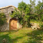 petite grange faisant partie du Gite d'Angèle au Sud du Lot 46 sur les causses du Quercy 