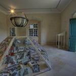 Im »Salettl« widmet man sich »Konflikten im Dialog« und »Noachidischen Anweisungen«. Als Noachidische Gebote (auch Noachitische Gebote und veraltet Noachische Gebote) werden im Judentum sieben Gebote bezeichnet, die für alle Menschen Geltung haben sollen.