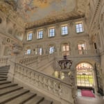 Die Kaiserstiege im Kaisertrakt ist eines der monumentalsten und schönsten Stiegenhäuser Europas