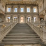 Die Kaiserstiege im Kaisertrakt ist eines der monumentalsten und schönsten Stiegenhäuser Europas