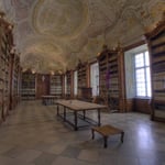 Der beeindruckende Bücherbestand des Stiftes Herzogenburg umfaßt insgesamt 60.000 Bände