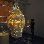 Lampen aus Porzellan modelliert