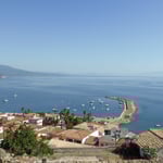 Die Mole von der Burg aus gesehen