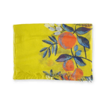 ひんやりした使い心地で春夏にピッタリのストールです。ペットのおさんぽや、ジョギング、おでかけに。フルーツ柄です。日本製　綿60%・キュプラ40%　W37×H170cm　￥2,640