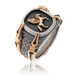 Ein Wappenring aus Silber mit 18kt Rotgold, angefertigt von der Goldschmiede Obsession. 