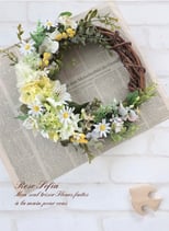 ミモザとマーガレットのリース(Mimosa & Margaret Wreath)