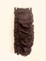 わしゃわしゃ素材スカート