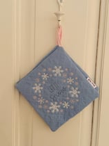 Topflappen Schneeflocken Let it snow