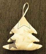 Weihnachtliches Bäumchen creme braun