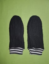 Handschuhe Strick schwarz/gestreift lang Gr. 2