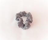 Haargummi dunkelgrau groß