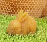 Bienenwachskerze Häschen liegend