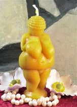 Kerze Venus von Willendorf, Bienenwachs 4,5x10cm