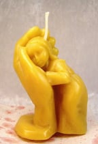 Bienenwachskerze Käthe Kruses "Kind in Hand" Motiv