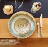 Geschirr Set 3 teilig:  1 Speiseteller Teller, 1 Suppen Teller, 1 Dessert-/ Müsli- Schale- glänzend, creme bleu , Handarbeit, Steinzeug, Unikat