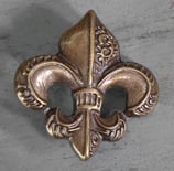 Fleur de lys Vieux laiton