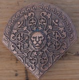 Rivet d'angle Coeur de Lion vieux cuivre