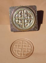 Matoir "3D" celtic rond - 8537-00