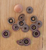 Pression cuivre antique