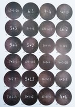 Adventskalenderzahlen mit Rechnungen