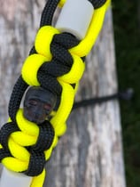 EM Keramik Paracord-Halsband 39 - 41cm (115-101-12 + 6 Totenköpfe)