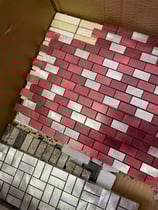 Mosaico in metallo, alluminio, vetro, mix di ritagli