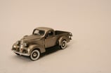 Art.Nr. 16221 Studerbaker Pick up 1937 Titanium Version
