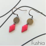 Boucles d'Oreilles Mi-Longues NEIS