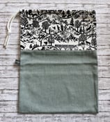 Brotsack Scherenschnitt grün