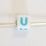 Perlina CUBO Lettera U 6mm foro passante
