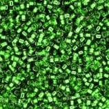 Delica 11/0   (DB46) Verde Chiaro Silverlined