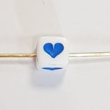 Perlina CUBO Lettera CUORE 6mm foro passante
